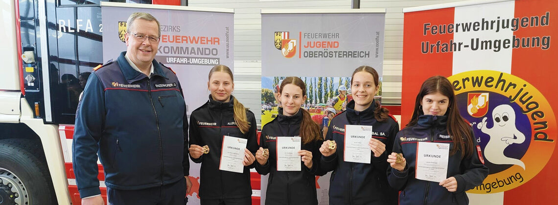 2x Jugend-Feuerwehrleistungsabzeichen in Gold
