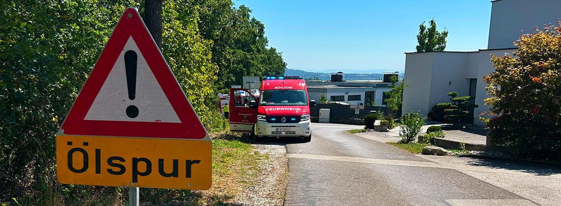 Technischer Einsatz: Ölspur in Oberhart